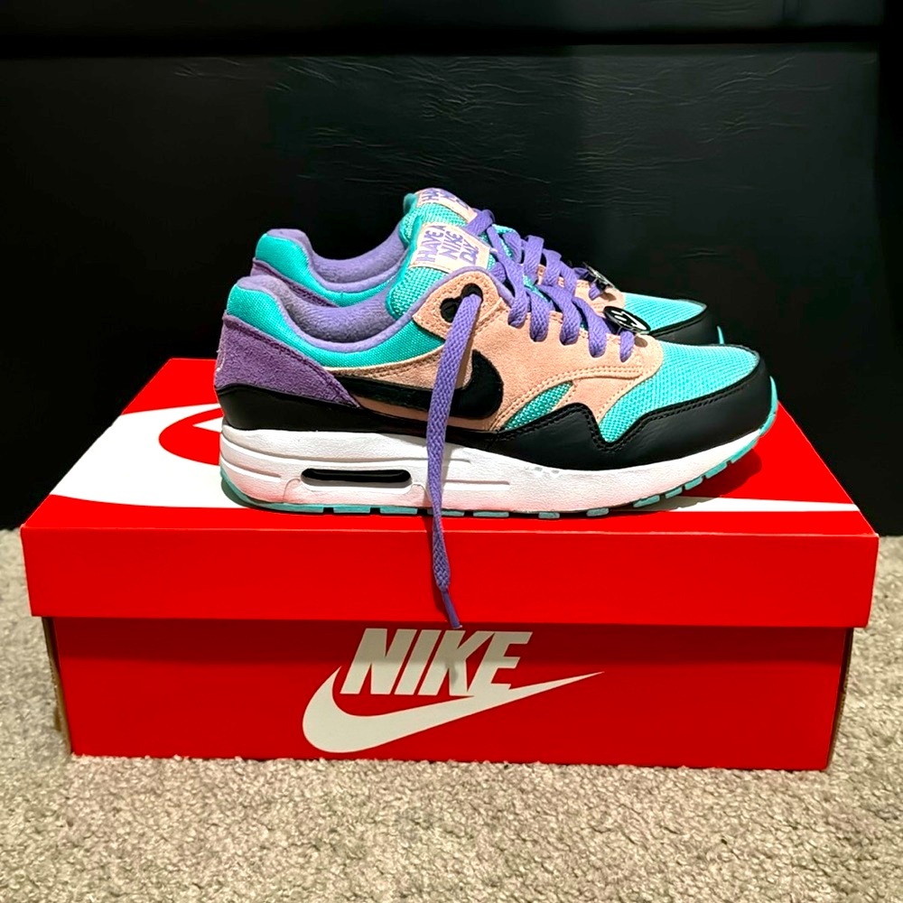 NIKE Air Max NEW Women's 6.5